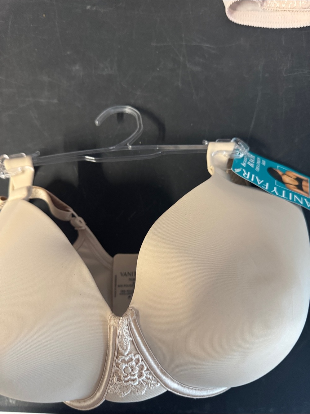 Vanity Fair Smooth T-Shirt Bra in Soft Champagne Beige